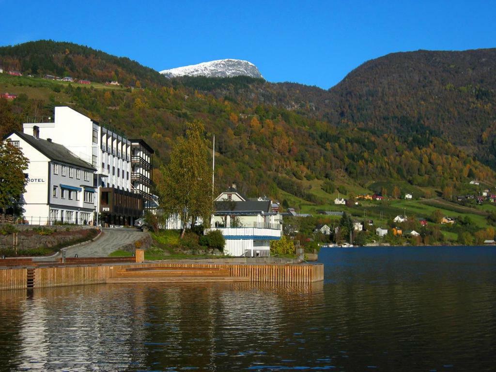 Ulvik Hotel Exterior photo